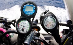 Ǳˮʡ����18������